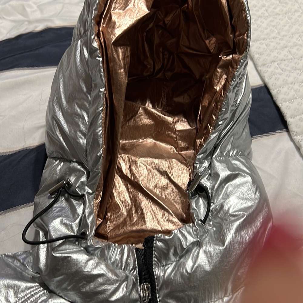 Coat - Picture 3 of 7